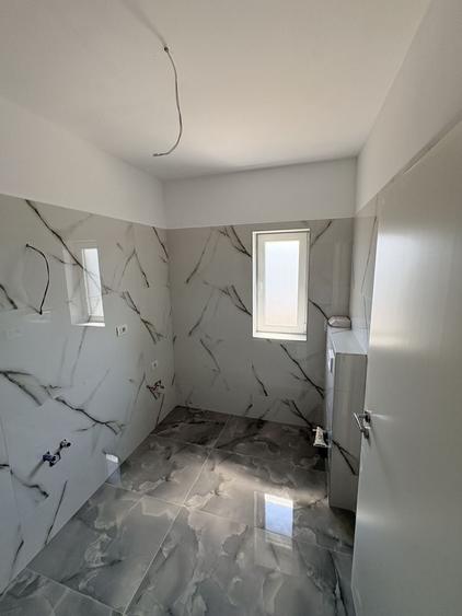 Duplex cu 3 camere cu Canalizare în Moșnița Veche