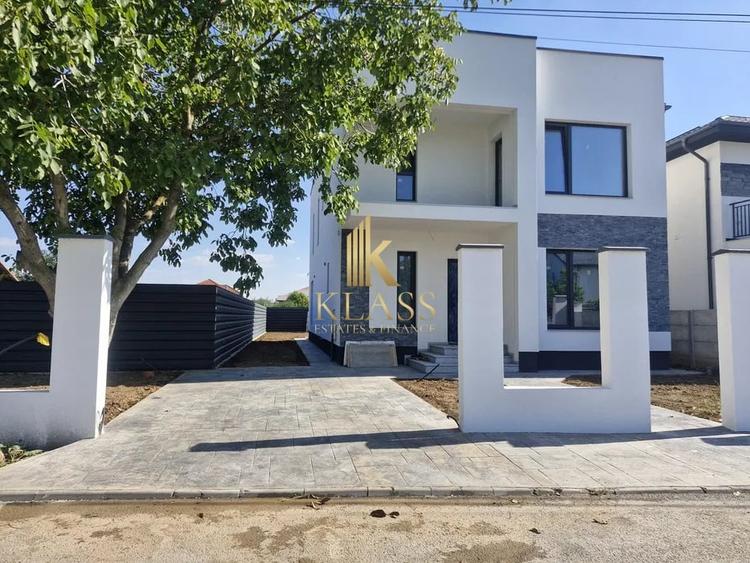 Casă individuală cu 5 camere cu Canalizare în Tunari