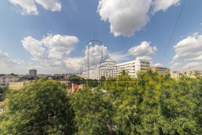 Apartament cu 2 camere semidecomandat, mobilat în Vatra Luminoasă