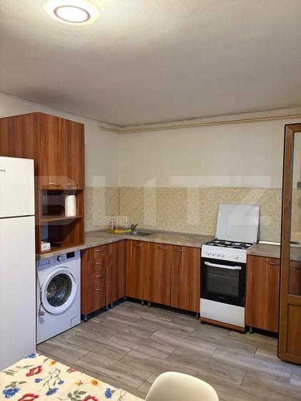 Apartament cu 3 camere semidecomandat, mobilat în Grigorescu