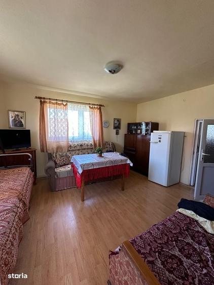 Casă cu 2 camere cu Teren 1500 Mp în Feleacu