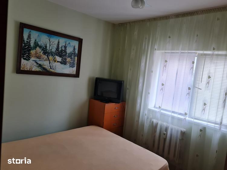 Apartament cu 2 camere semidecomandat în Republicii