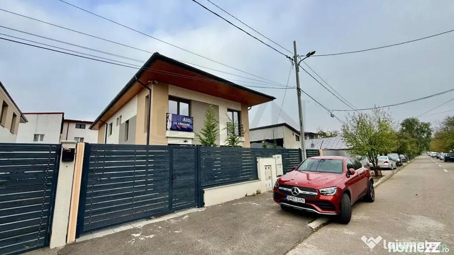 Casă cu 4 camere cu Teren 373 Mp în Străulești