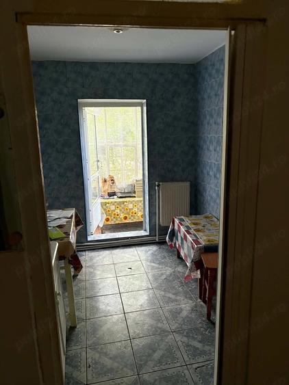 Apartament cu 4 camere decomandat în Paltiniș