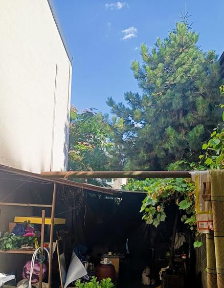 Casă cu 5 camere cu Teren 216 Mp în Banu Manta