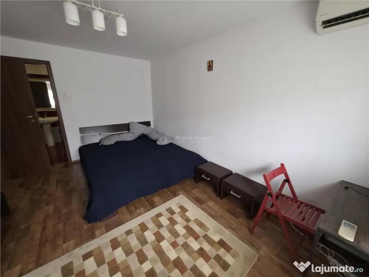 Casă cu 4 camere cu Teren 180 Mp în 1 Decembrie