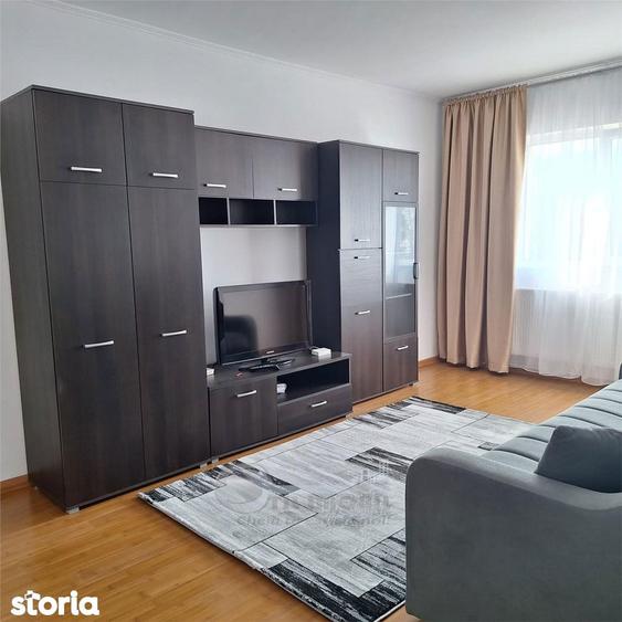 Apartament cu 2 camere decomandat, mobilat în Galata