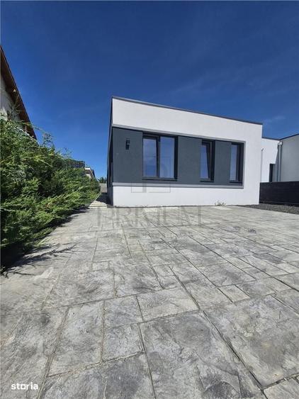 Duplex Despartit Prin Dressing - Parter - La Cheie - 3