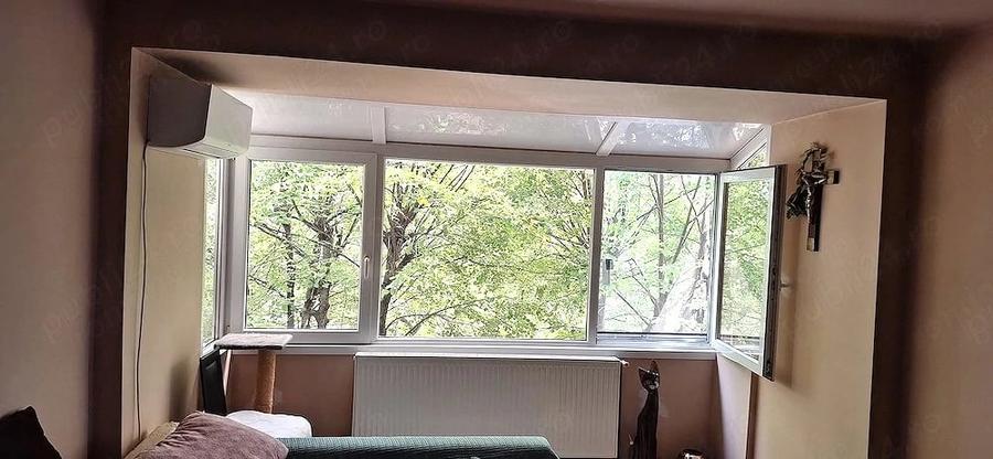 Apartament cu 2 camere semidecomandat în Tipografilor