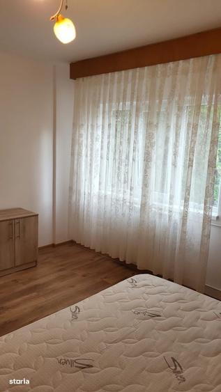 Apartament cu 3 camere decomandat în Virtuții