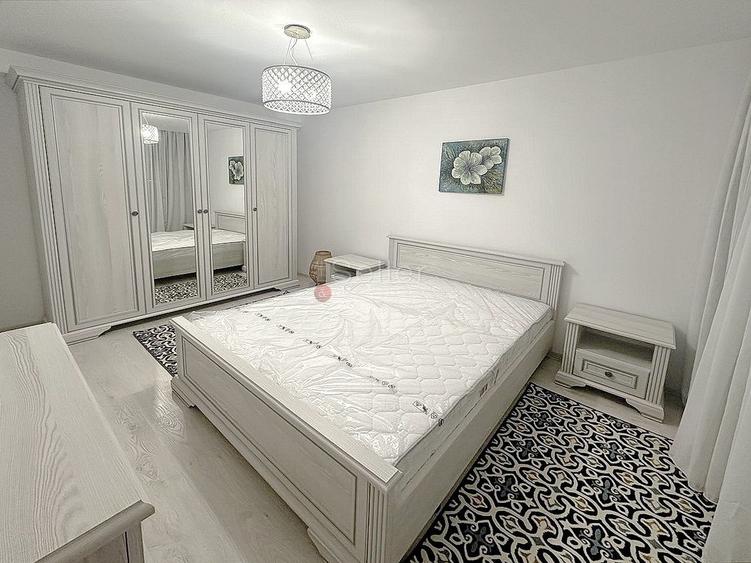 Apartament cu 2 camere decomandat, mobilat în Tractorul — fotografia 3