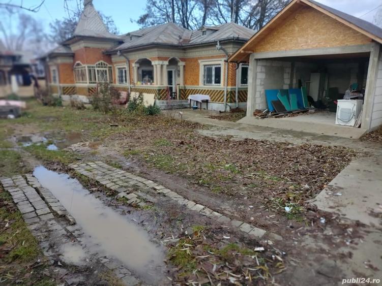 Casă cu 6 camere cu Teren 1000 Mp în Bâldana