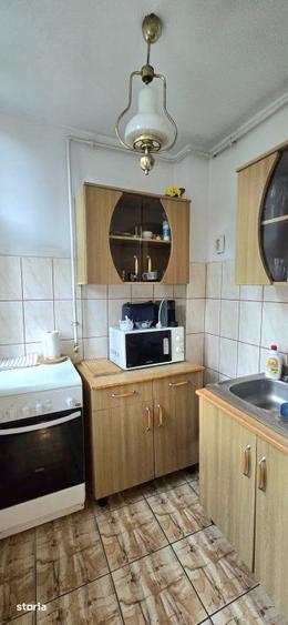 Apartament cu 4 camere, mobilat în Tăbăcărie