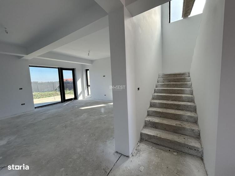 Casă cu 4 camere în Albești