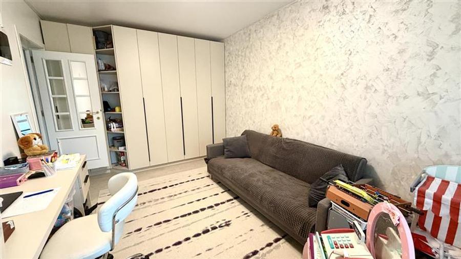 Casă individuală cu 5 camere cu Teren 1000 Mp în Aroneanu