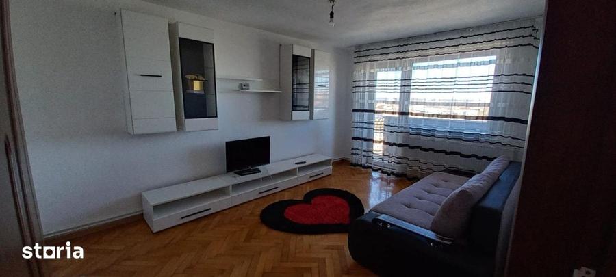 Apartament cu 3 camere în Calea București