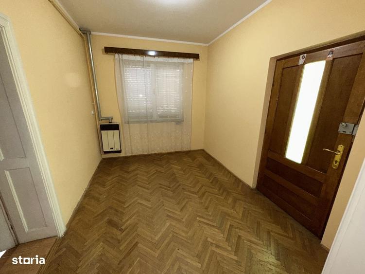 Casă cu 2 camere decomandat în Târnăveni