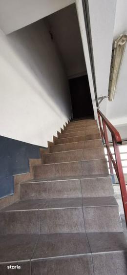 Elisabetin - Sp. Comercial - 252mp utili - teren 382mp - 3