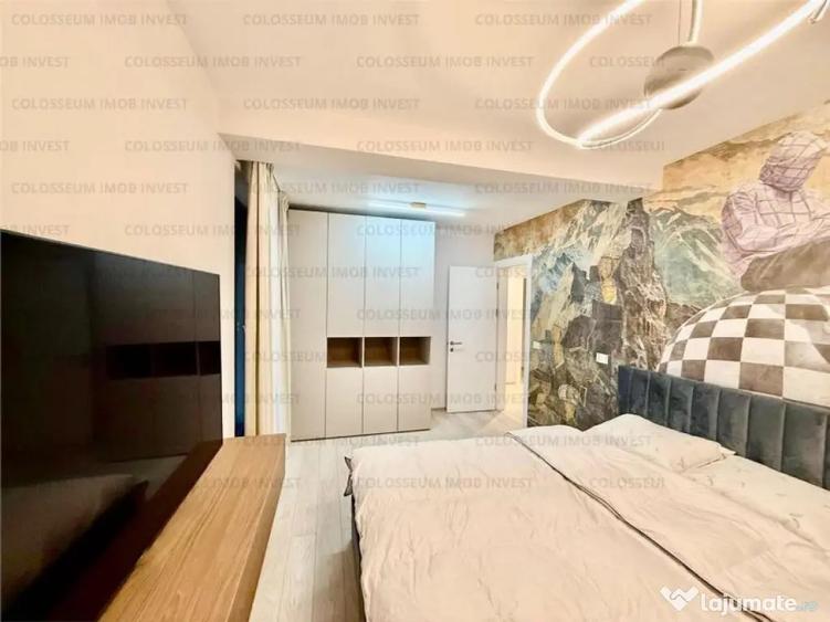 Apartament cu 3 camere decomandat în Tractorul