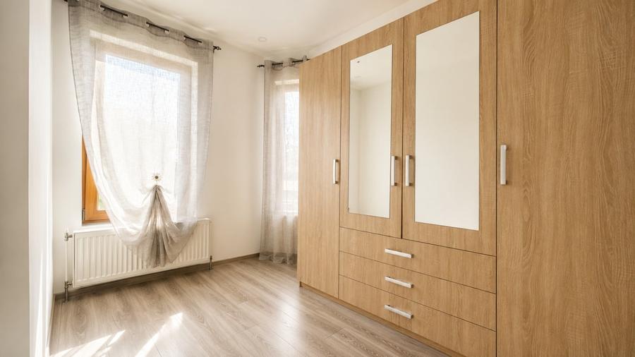 Apartament cu 2 camere decomandat în Miroslava