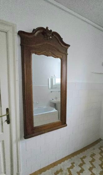 Apartament cu 5 camere decomandat în P-ța Unirii