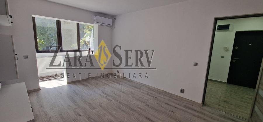 Apartament cu 4 camere semidecomandat în Nord