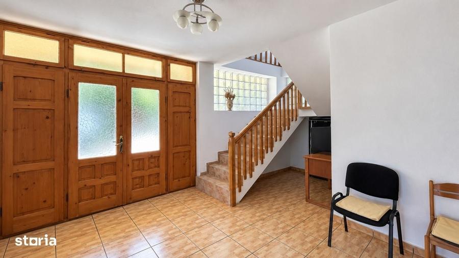 Casă cu 4 camere în Filipeștii de Pădure