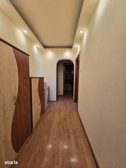 3 camere decomandate, Piata Centrala, etaj 3, mobilat si utilat - 9
