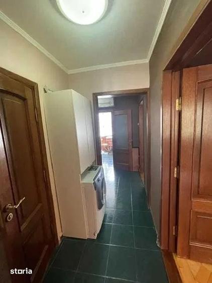 Apartament cu 3 camere decomandat în Militari