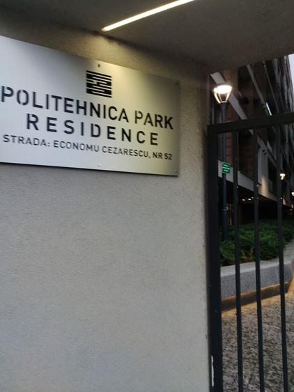 Apartament cu 2 camere, mobilat în Politehnica