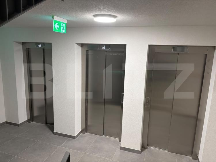 Apartament cu 3 camere semidecomandat în Semicentral