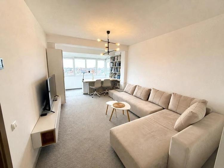 Apartament cu 2 camere decomandat în Complex Studențesc