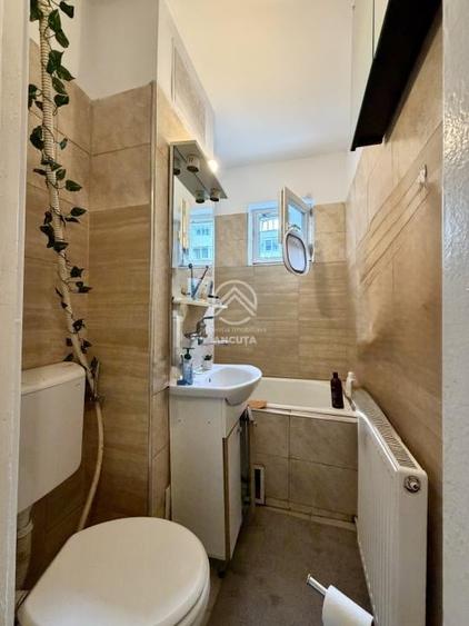 Apartament cu 3 camere semidecomandat în Mănăștur