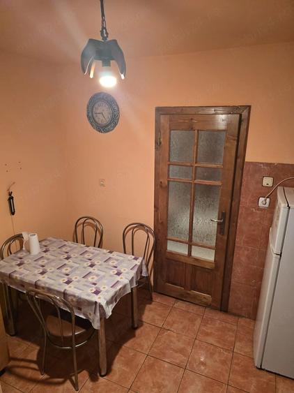 Apartament cu 3 camere decomandat în Matei Basarab