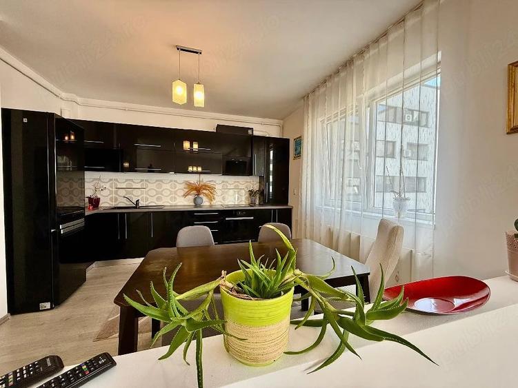 Apartament cu 2 camere semidecomandat în Florești