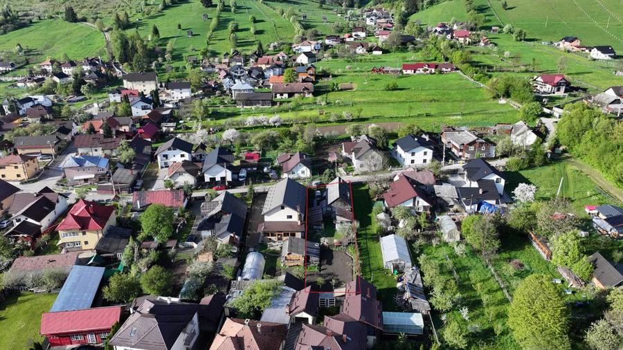 Casă cu 4 camere cu Teren 92 Mp în Central