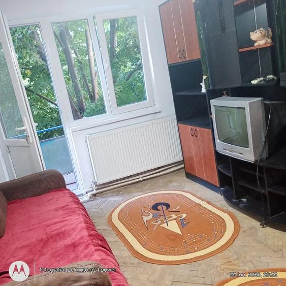 Apartament cu 2 camere semidecomandat în Micro 38