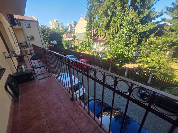 Apartament cu 2 camere decomandat în 7 Noiembrie