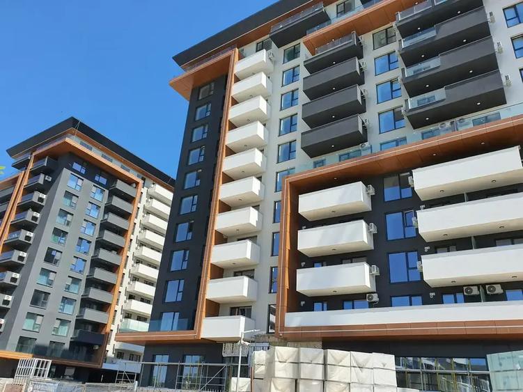 Apartament cu 3 camere decomandat în Theodor Pallady