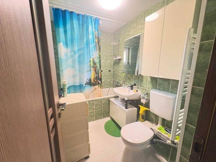 Apartament cu 3 camere decomandat în Mărăști