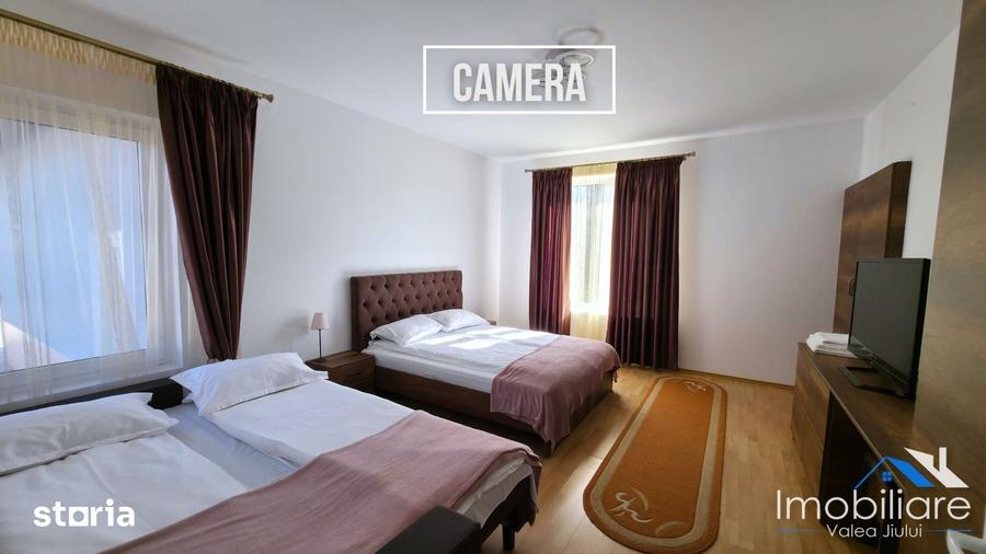 Casă cu 6 camere cu Teren 1400 Mp în Central