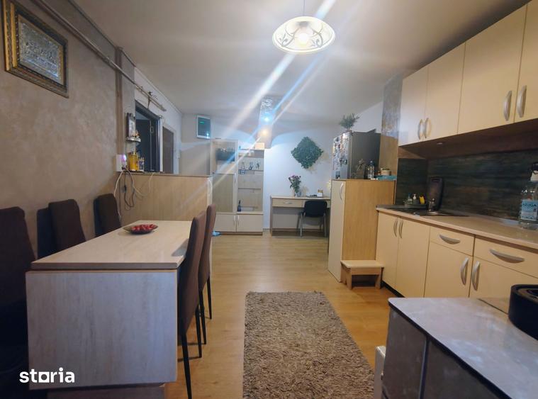 Apartament cu 3 camere decomandat, mobilat în 1 Mai