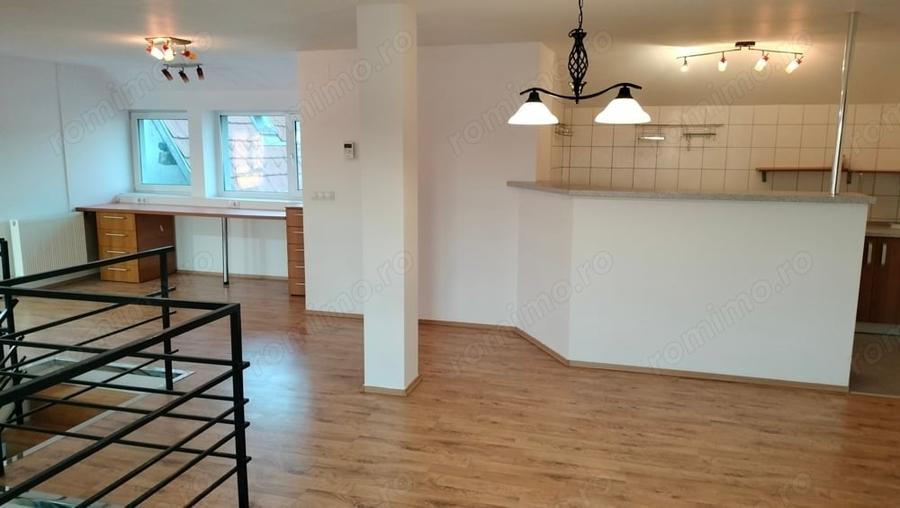 Apartament cu 4 camere, mobilat în Girocului