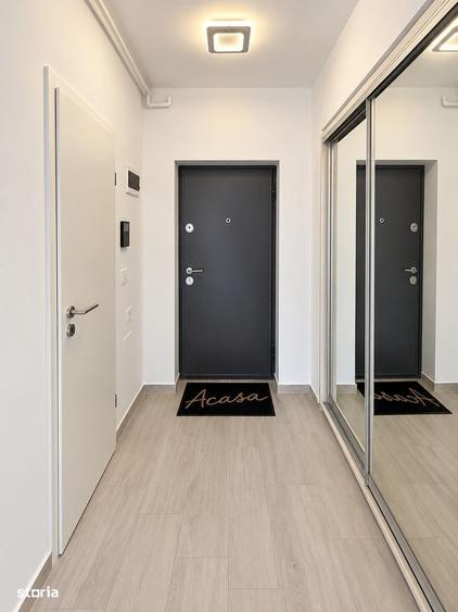 Apartament cu 3 camere decomandat în Tractorul