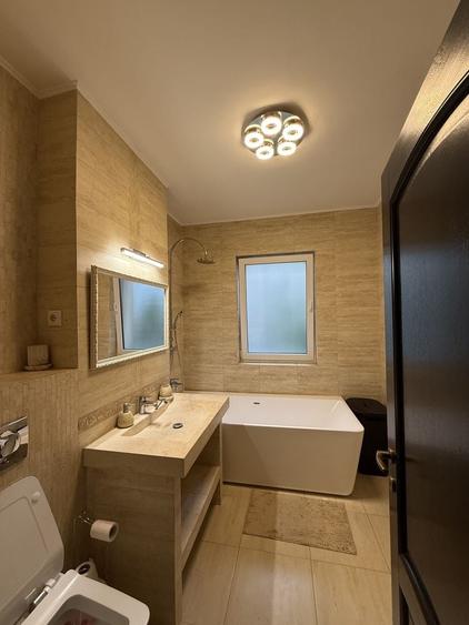 Apartament cu 3 camere decomandat în Orizont