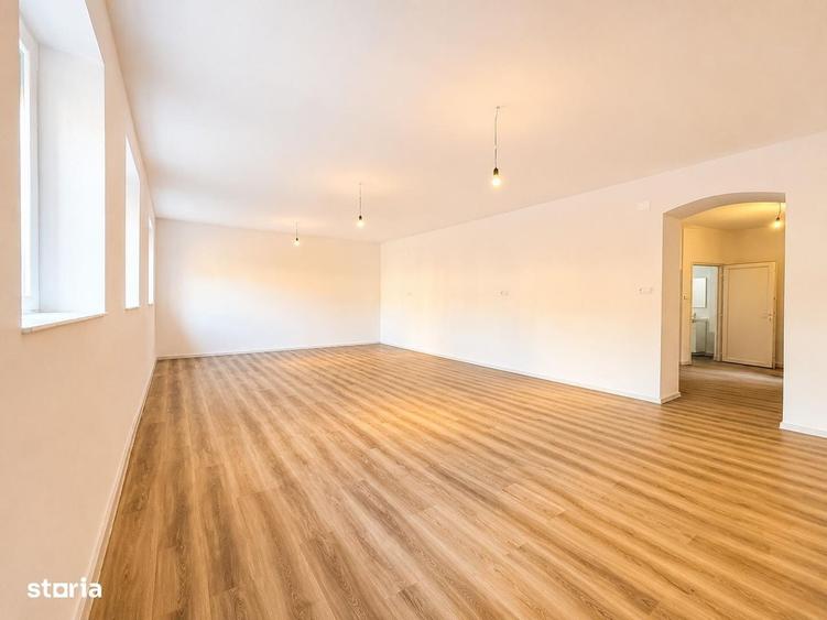 Spațiu comercial, de 72 mp, în Ultracentral