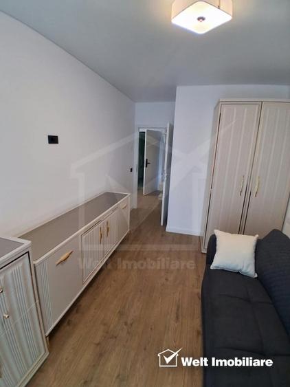 Apartament cu 3 camere semidecomandat, mobilat în Zorilor