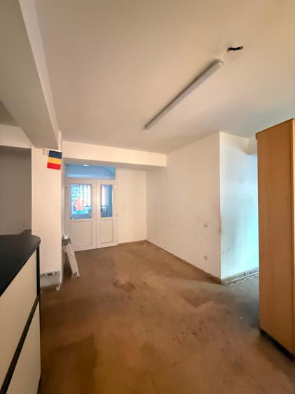 Spațiu comercial, de 147 mp, în Valea Oltului