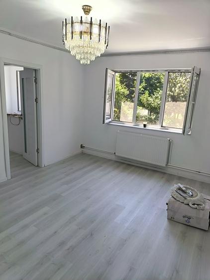 Vind apartament 3 camere semidecomandat - 12