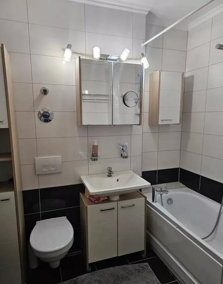 Apartament cu 3 camere decomandat, mobilat în Bartolomeu